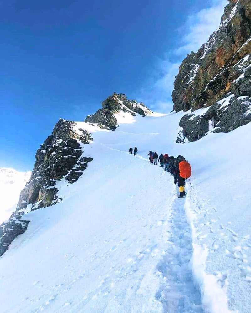 A group of trekkers going for snowy Rupin Pass expedition.